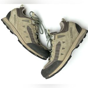 Salomon Womens Vintage Hiking Trail Shoes Sz 9